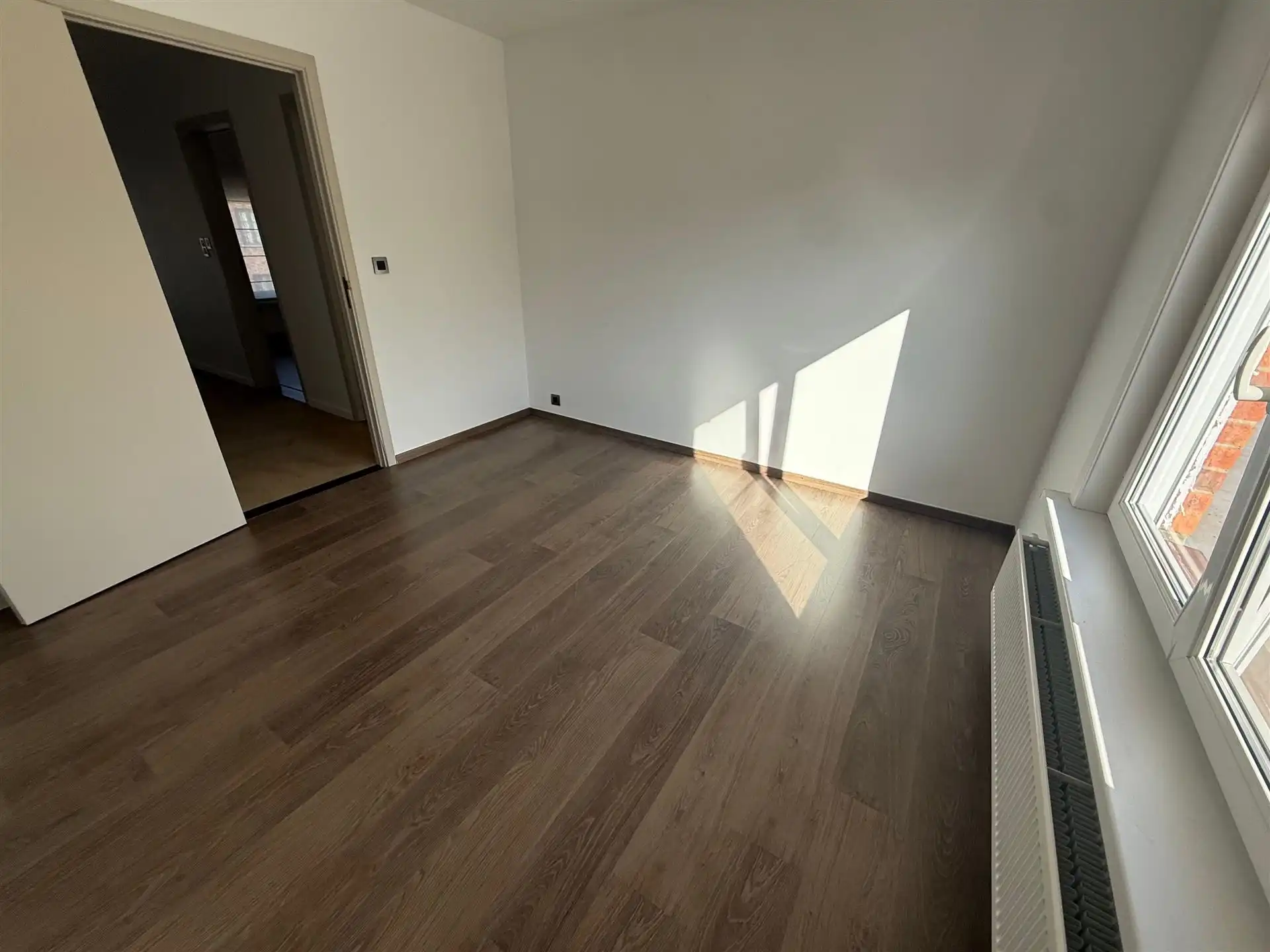 Zeer ruime woning met 3 slpk en tuin op een rustige locatie! foto 14