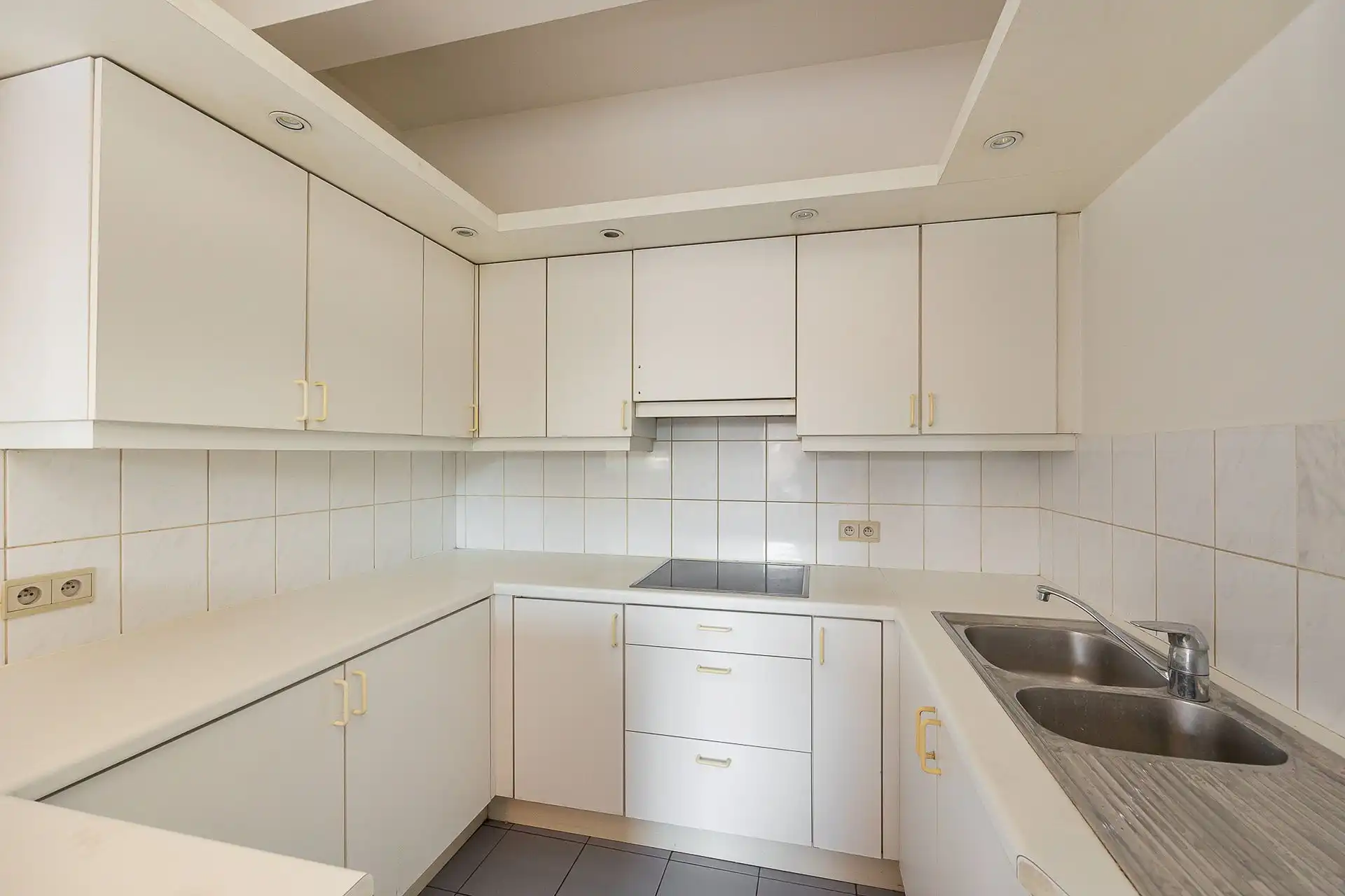 2 slaapkamer appartement met garagebox in centrum Boechout. foto 5