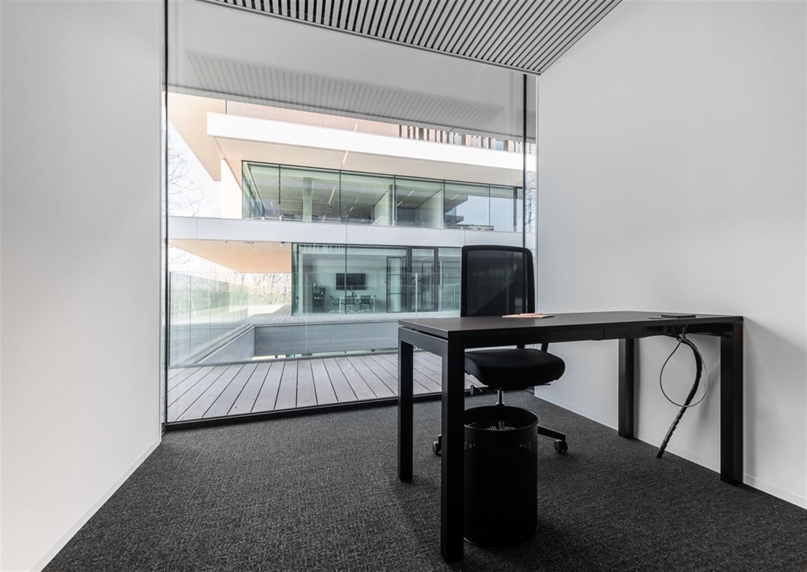 Kantoorruimtes van 12 tot 35m² te huur foto 7