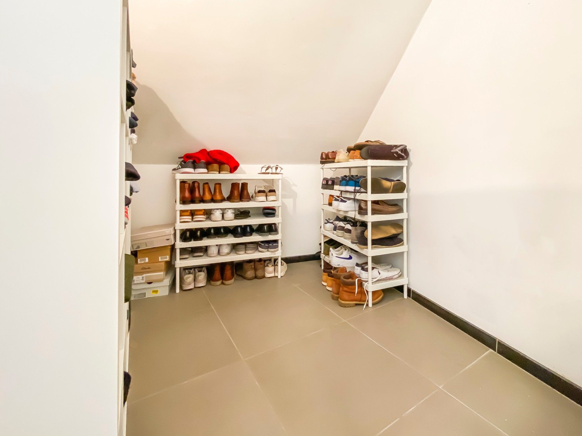 Kleinschalige residentie met 5 appartementen in Harelbeke foto 14