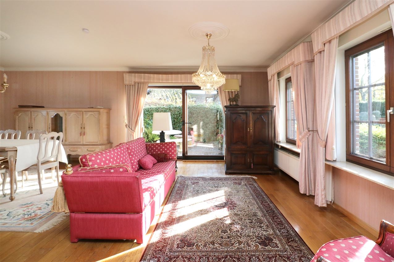 met prachtige tuin, nabij centrum foto 44