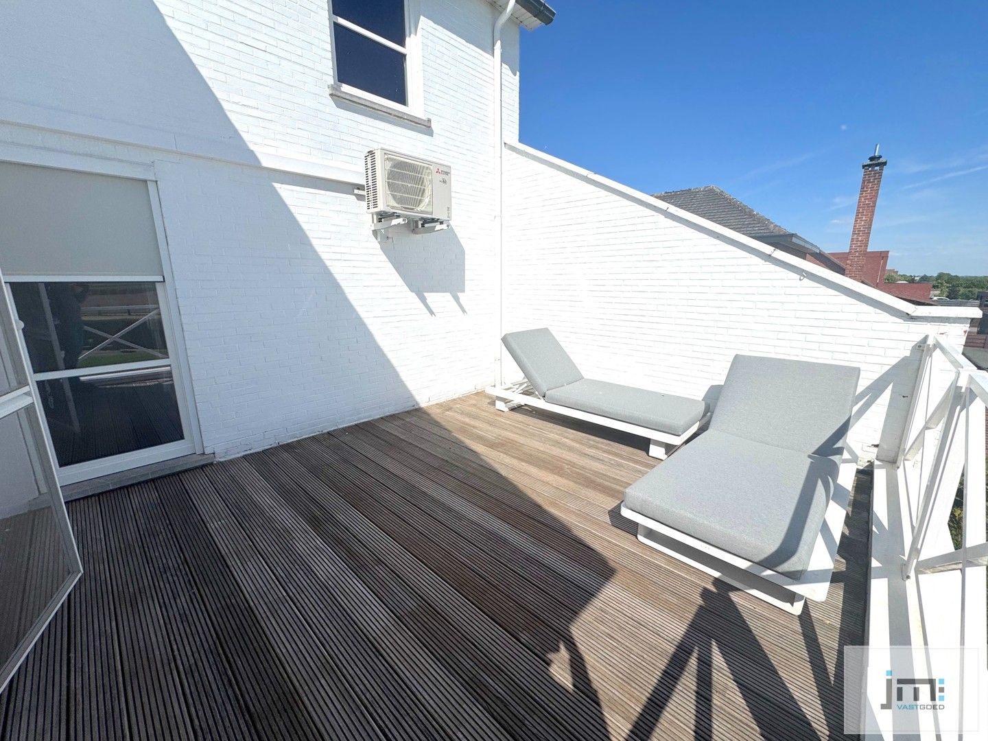 Goed onderhouden en ruime woning foto 14