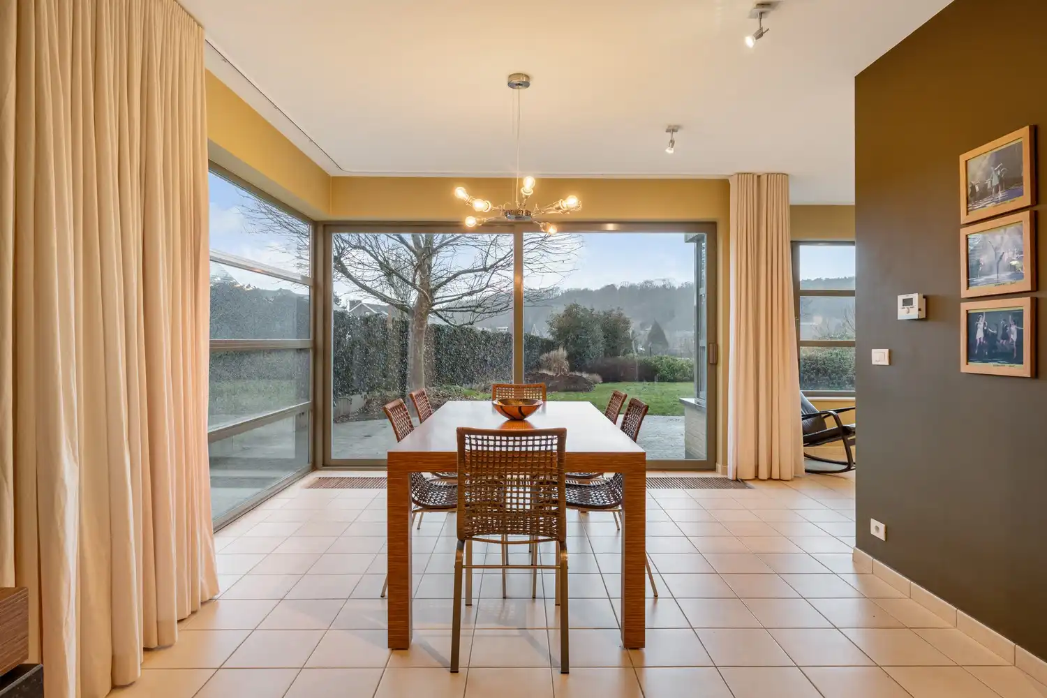 Moderne en energiezuinige driegevelwoning met 5 slaapkamers, een dressing, een garage en een tuin nabij het Provinciedomein te Kessel-Lo! foto 3