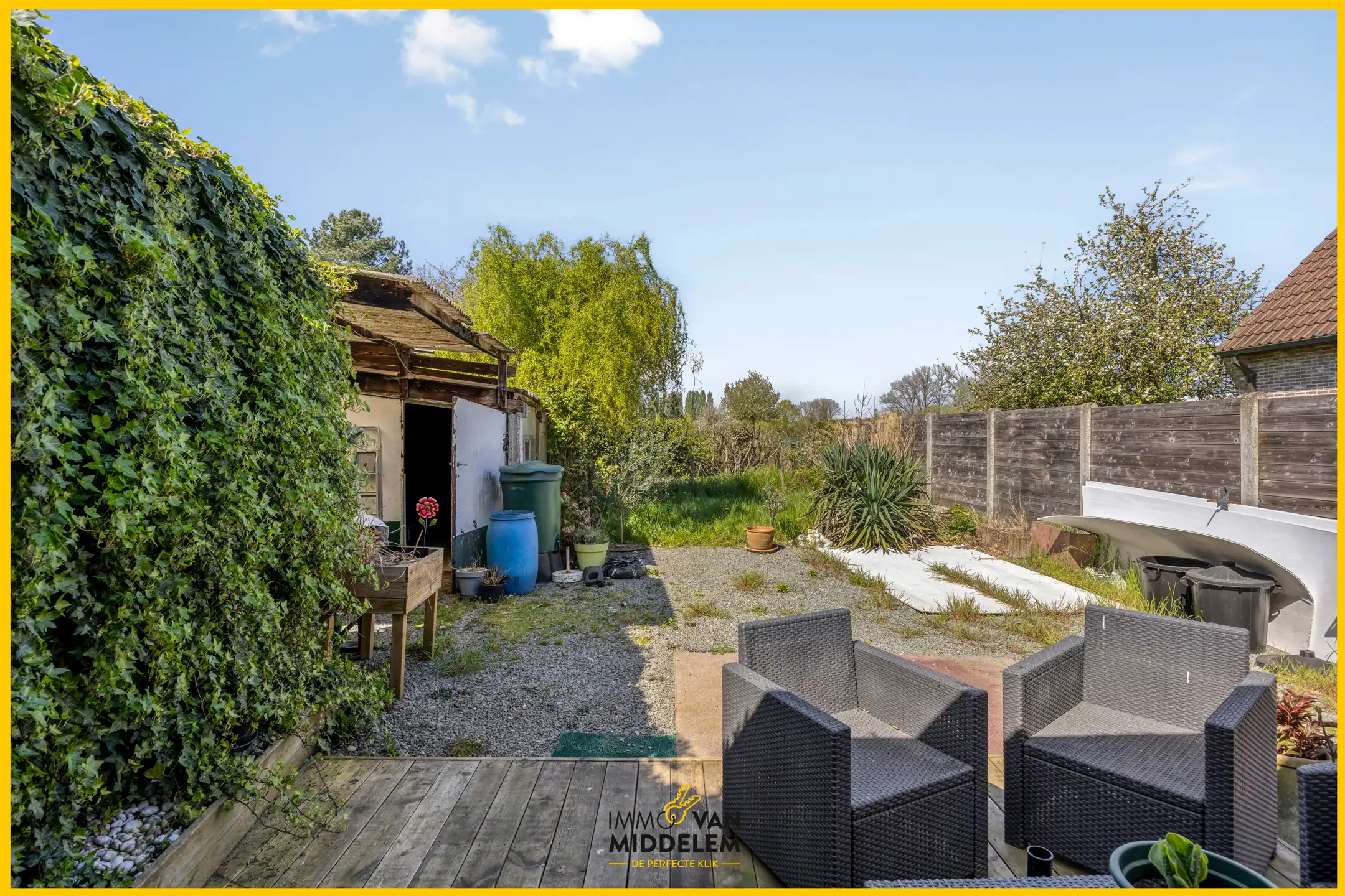 TE RENOVEREN STARTERSWONING MET 2 KAMERS EN TUIN foto 16