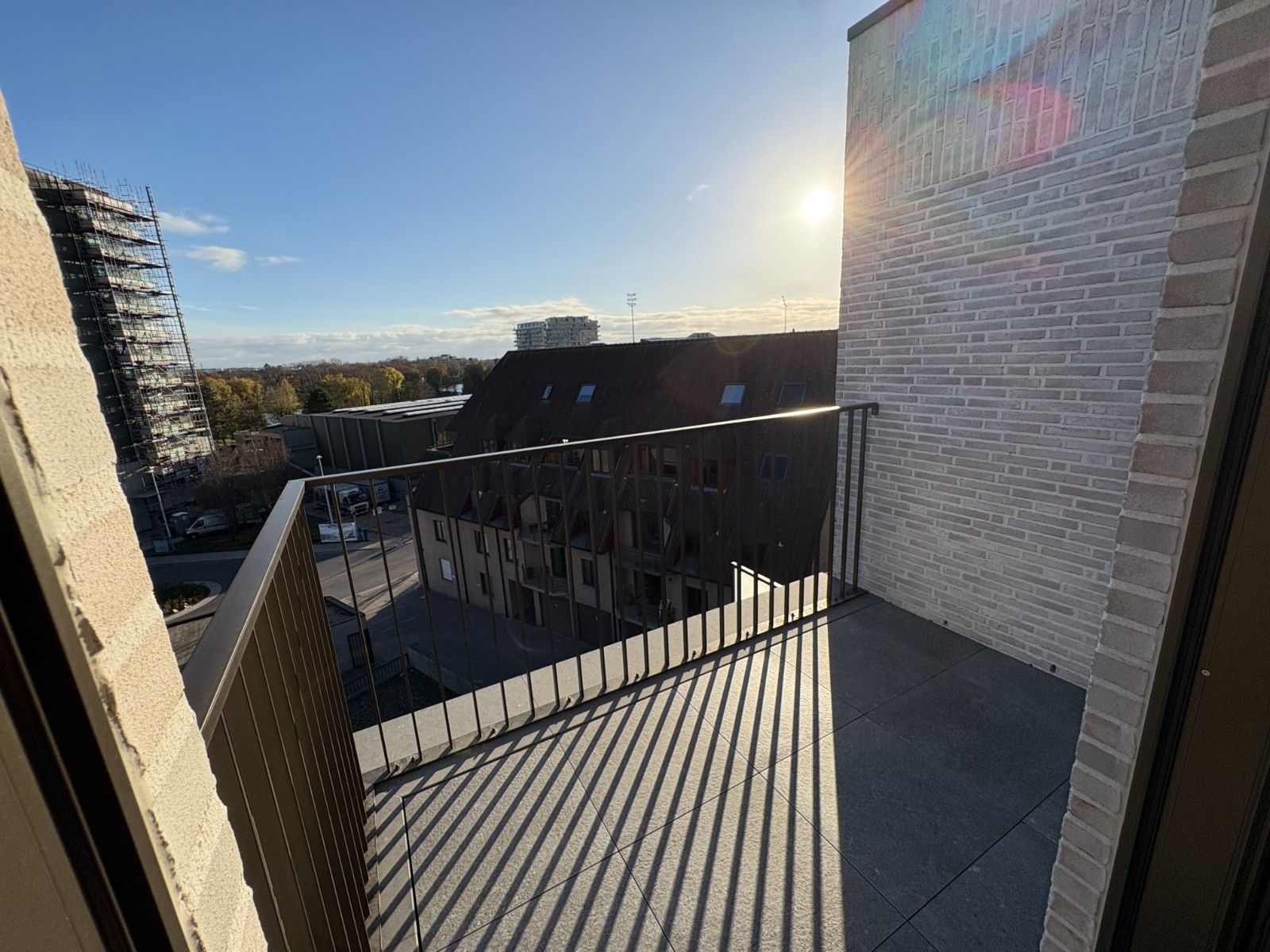 EXCLUSIEF EN LUXUEUS WONEN OP EEN BOOGSCHEUT VAN DE MARKT IN WAREGEM foto 20