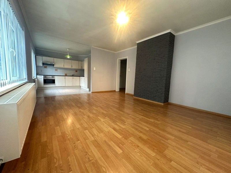 Appartement met twee slaapkamers en garage op rustige ligging te Assebroek! foto {{pictureIndex}}