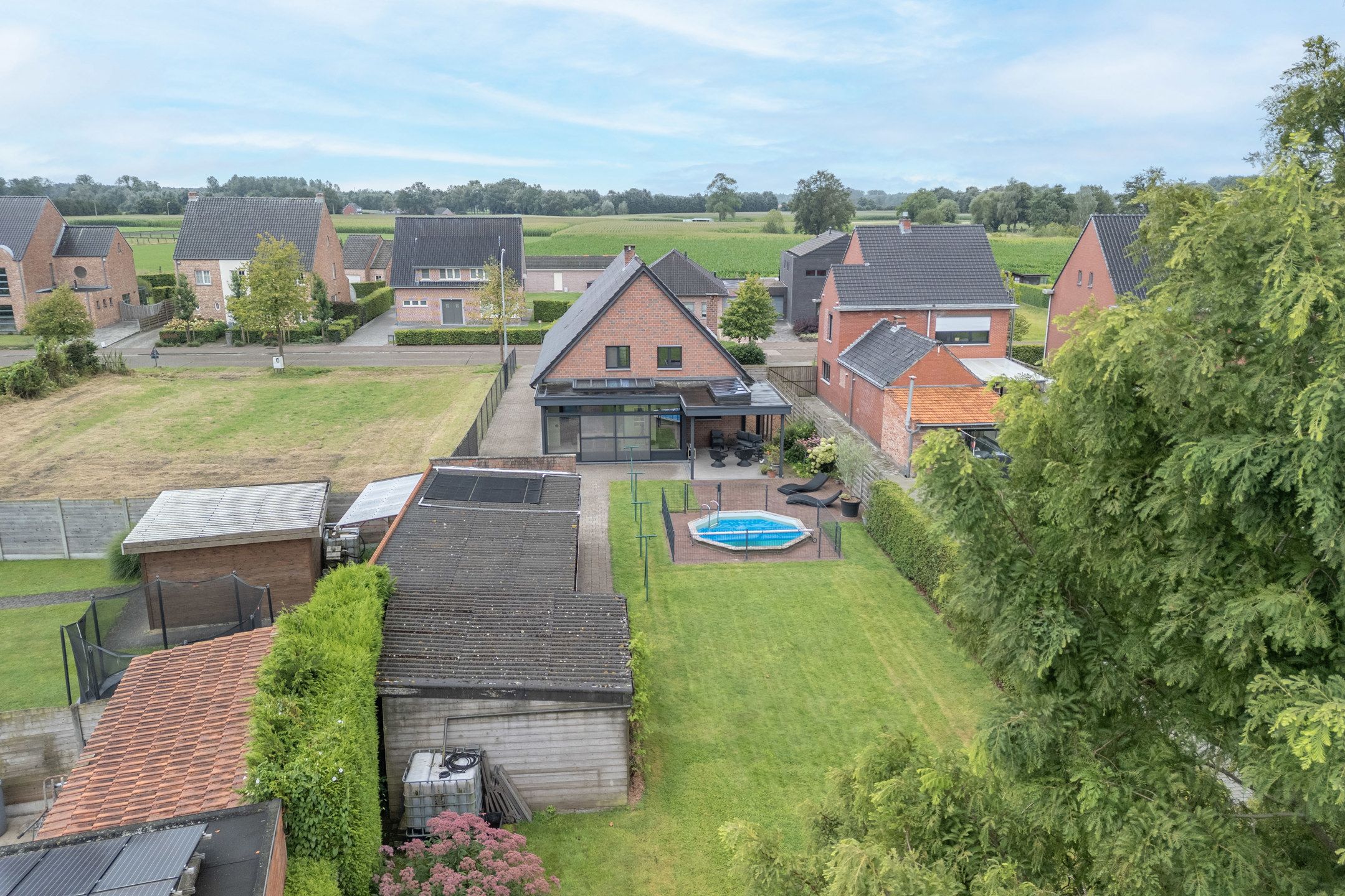  Prachtige instapklare gezinswoning met 4-5 slpk op 1.187m². foto 30