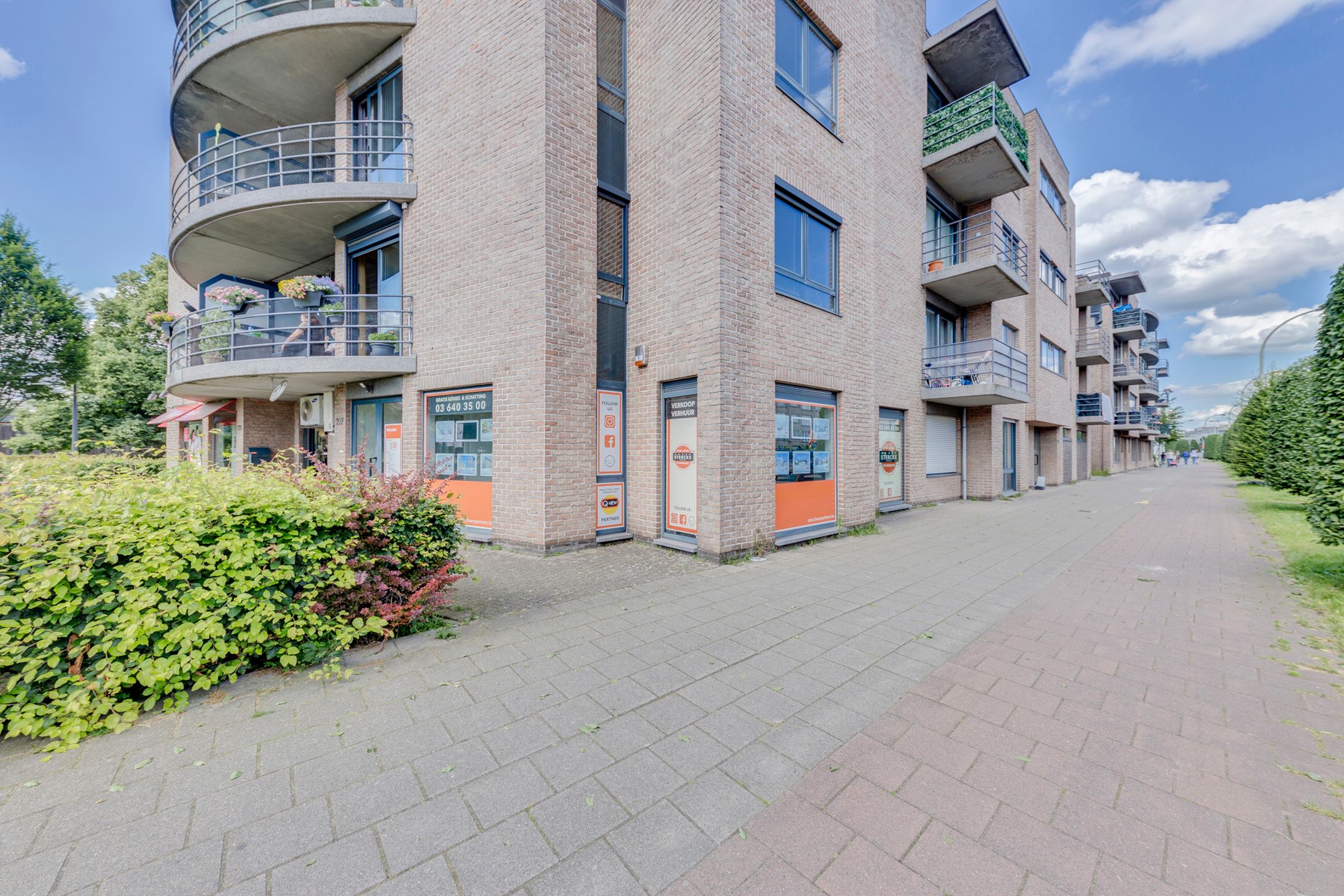 Commerciële ruimte te huur foto 2