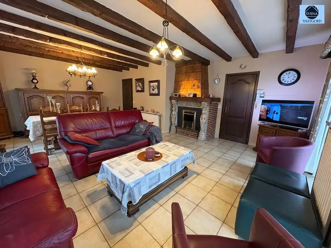 BUNGALOW OP EEN ZEER LEUKE LOCATIE  foto 2