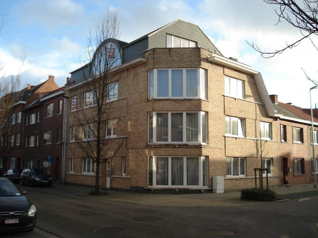()=>{if(producerUpdateValueVersion(node),producerAccessed(node),node.value===ERRORED)throw node.error;return node.value} Olmenstraat 31 -/301 - 3500 Hasselt