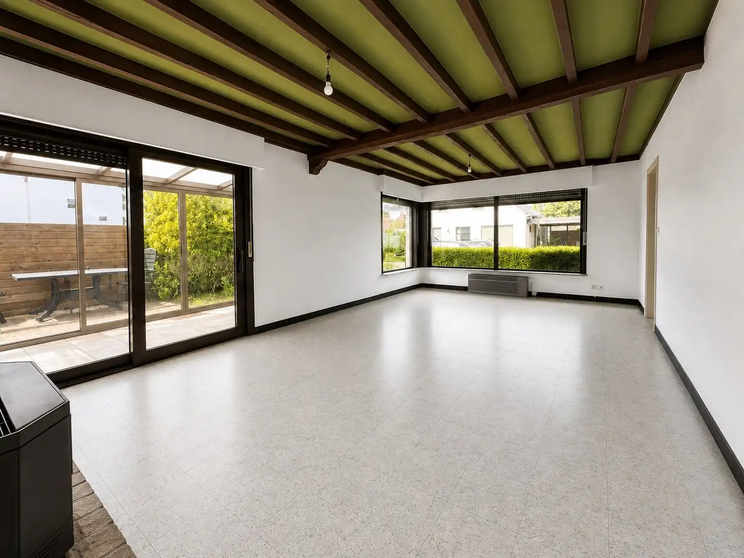 Te renoveren woning rustig gelegen in Maldegem foto 6