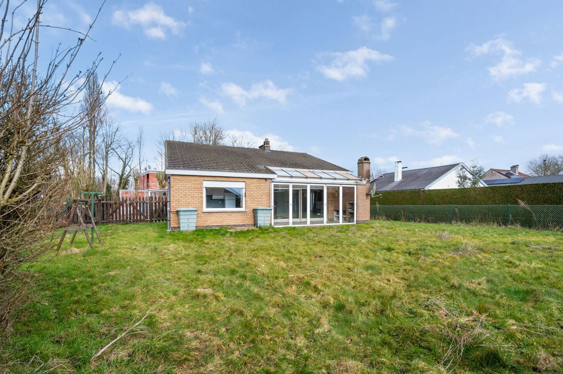 Op te frissen bungalow met zolderverdieping foto 15
