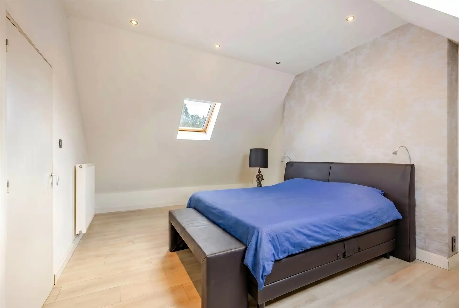 Instapklare halfopen woning met parking, Beveren - 2 slp foto 17