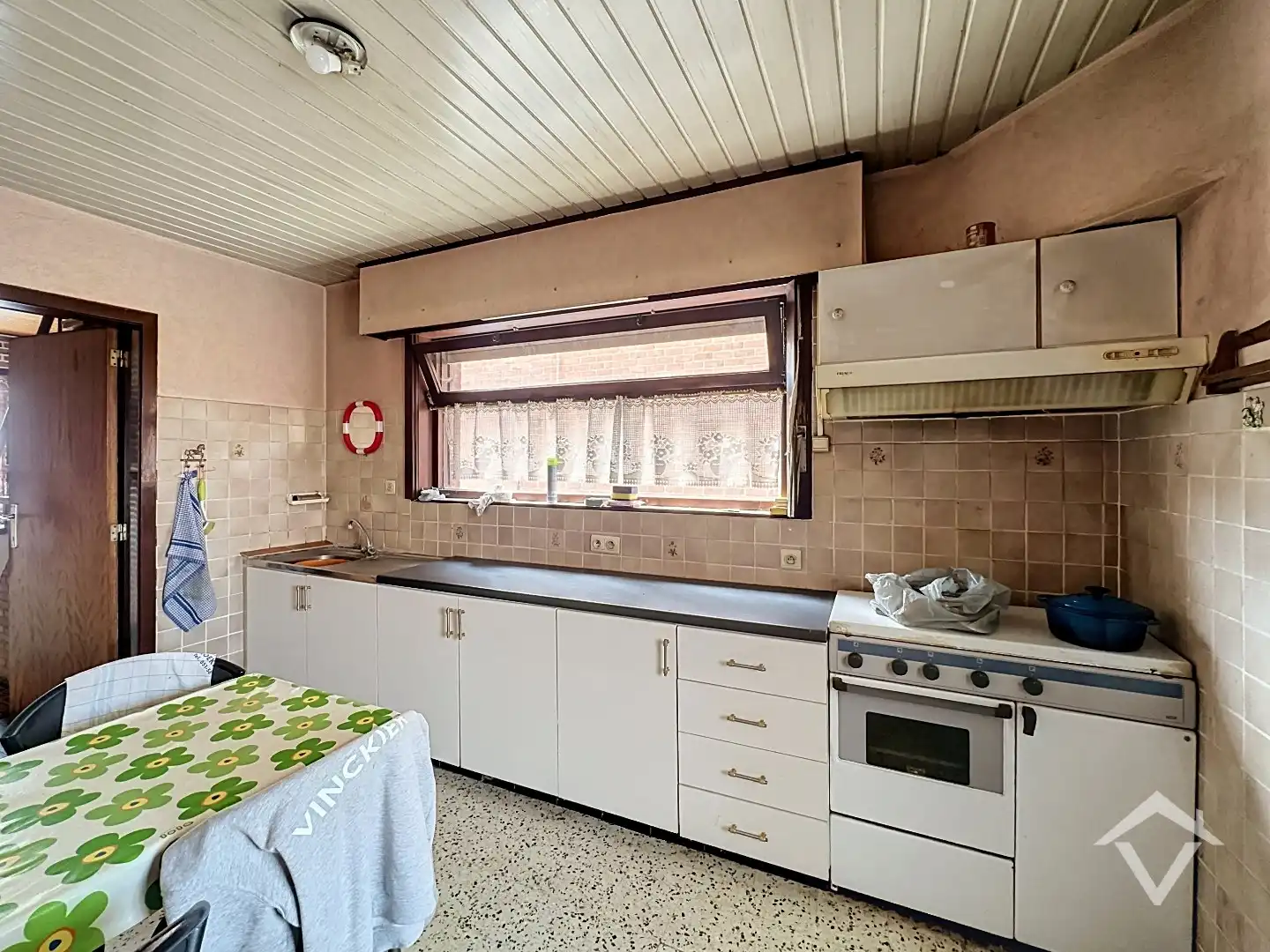 Solide woning met 3 slaapkamers, garage en tuin op topligging in Beerst nabij Diksmuide foto 8