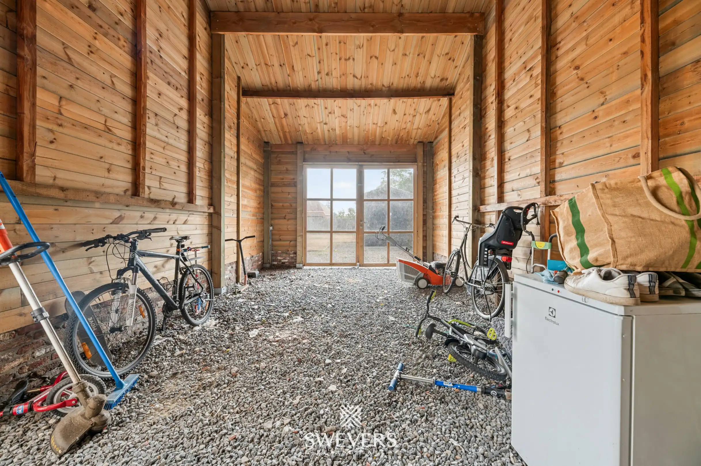 Ruime open bebouwing met 259 m² woonruimte, zuidgerichte tuin en mogelijkheden voor vrij beroep foto 24