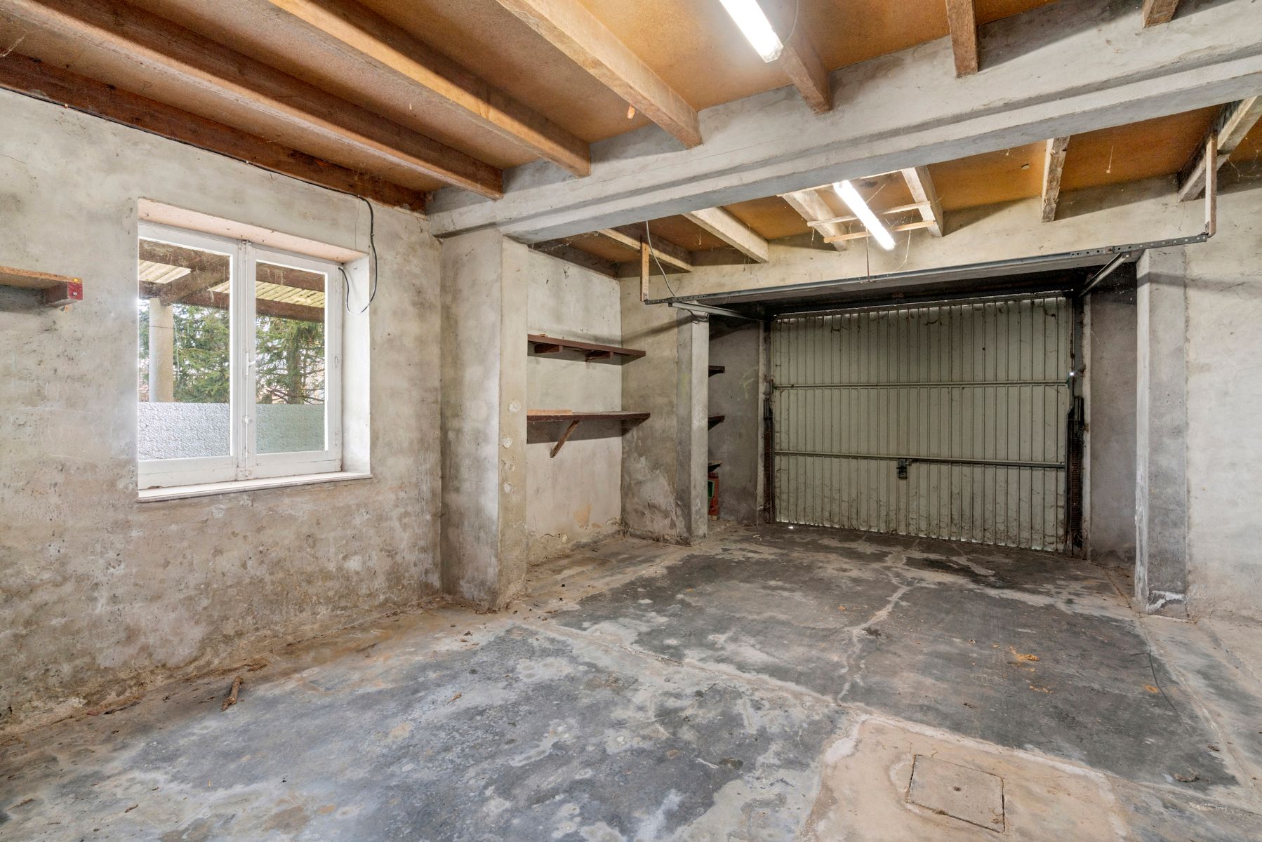 Ruime woning met een perceeloppervlakte van 2.142 m²! foto 17