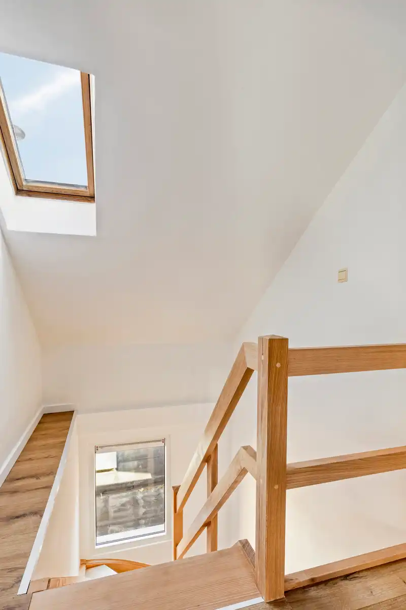 Instapklare & gerenoveerde tweegevelwoning met 4 slaapkamers foto 22