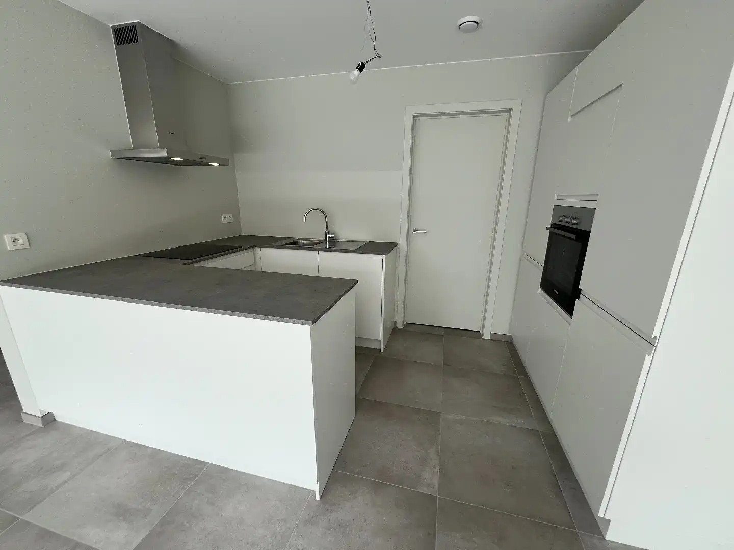 Nieuwbouw appartement te  Sijsele. foto 5