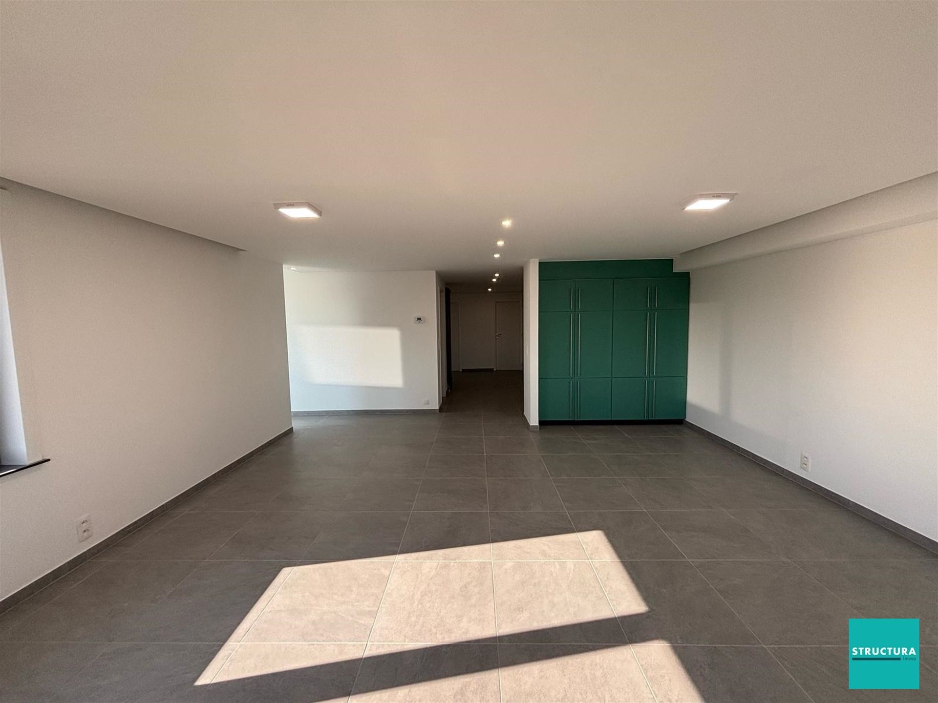 Volledig gerenoveerd loft-appartement in het centrum! foto 4
