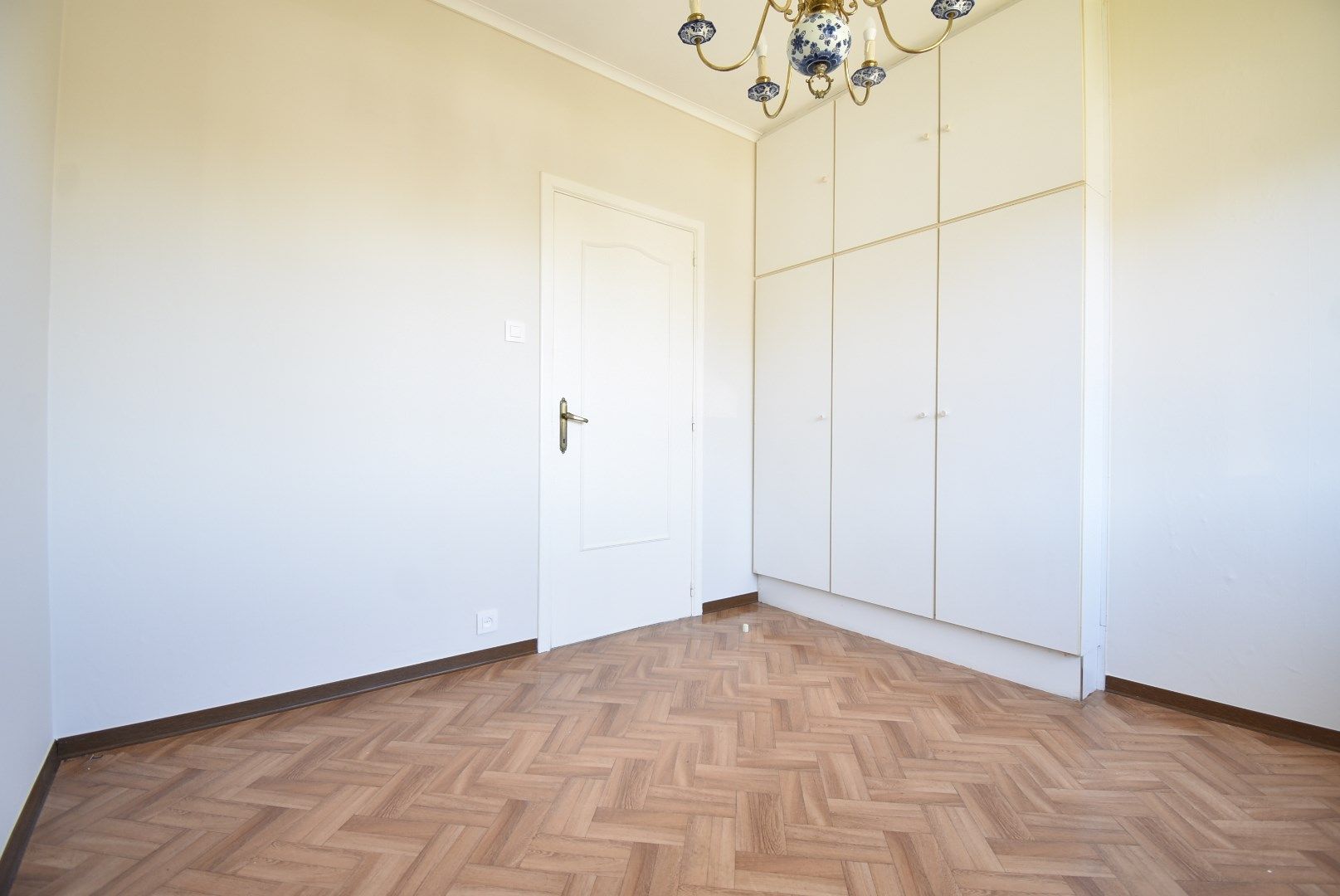 ** WACHTLIJST VOLZET **Verzorgde vrijstaande woning met 3 slaapkamers vlakbij centrum Hoeselt foto 23