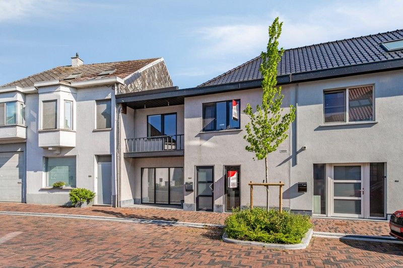 🏡  Instapklare woning TE KOOP met garage (+20.000,00 euro) en zonnige binnenkoer in KLUISBERGEN! foto 18