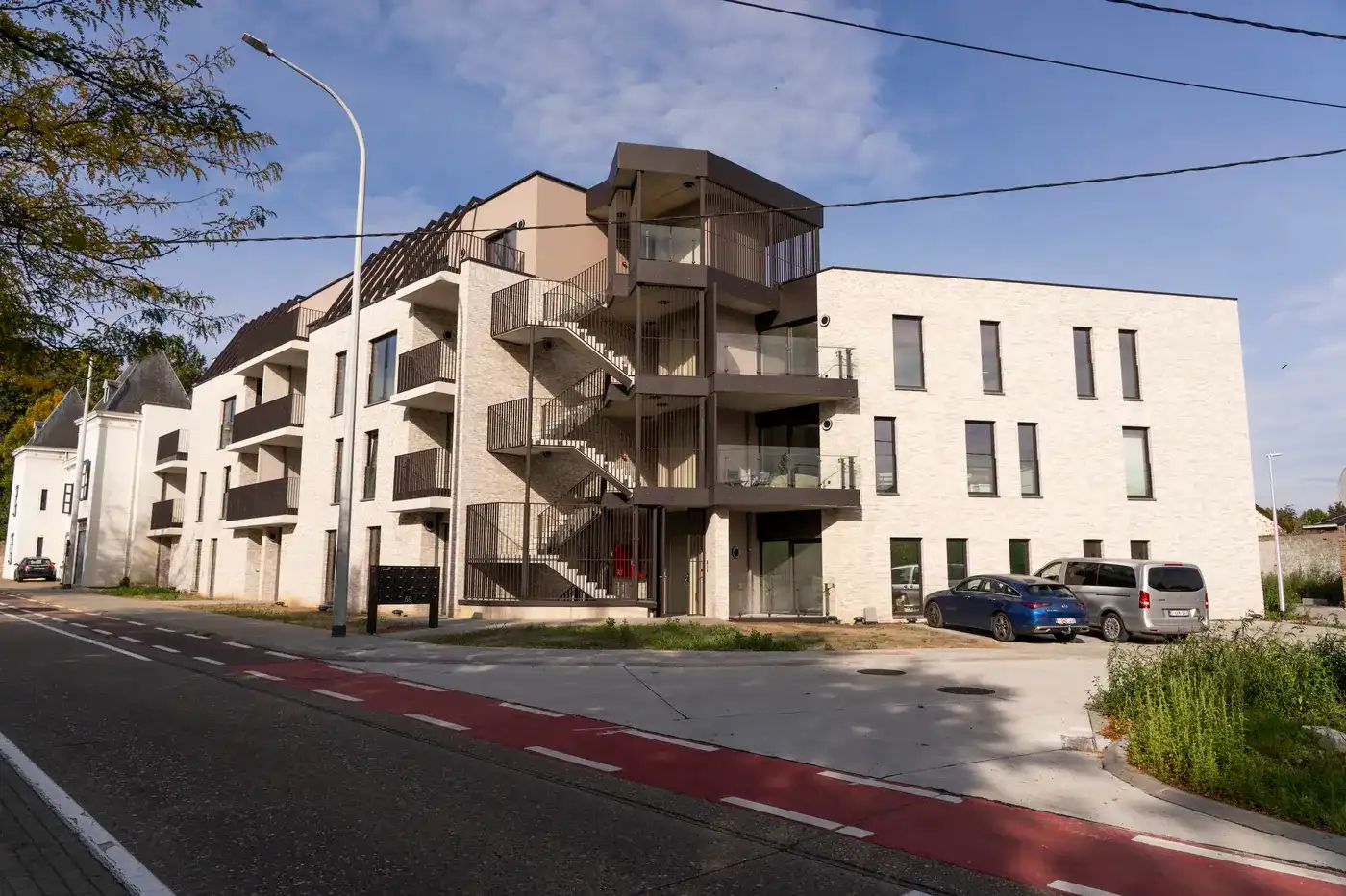 Nieuwbouwapp. met 2 slpks en mooi terras foto {{pictureIndex}}