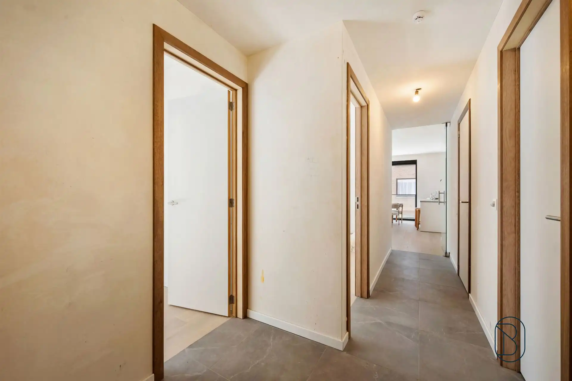 Mooie appartementen met terras + handelspand op topligging foto 7