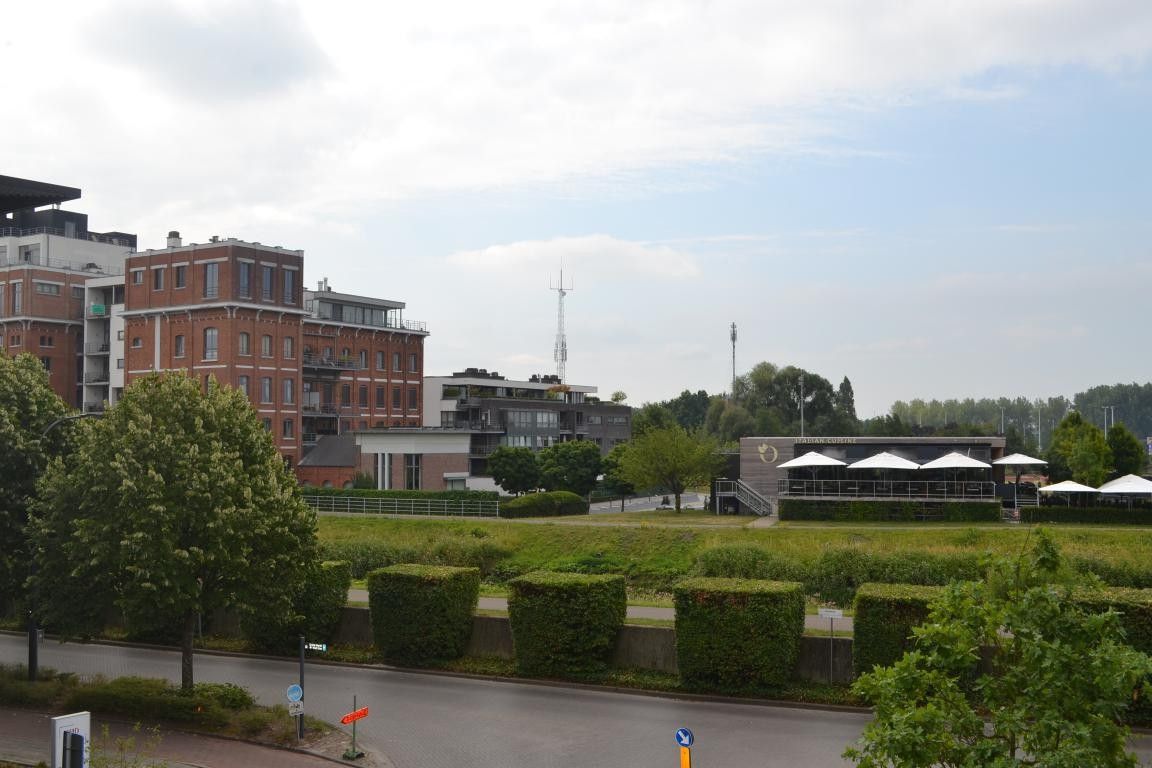 Luxe nieuwbouwappartement foto 13