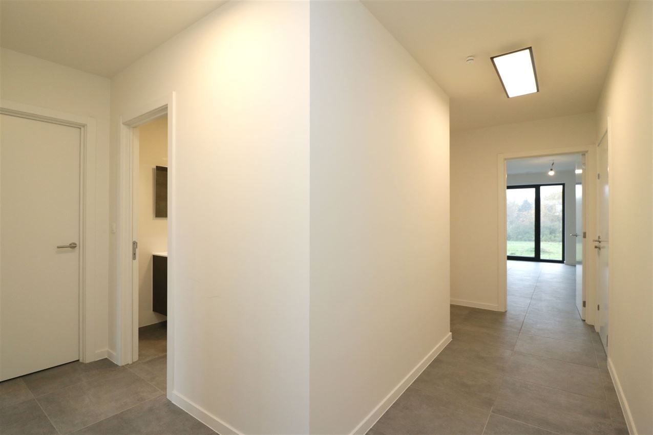 Nieuwbouwapp. met twee slpk, zuidterras op een gunstige ligging foto 22