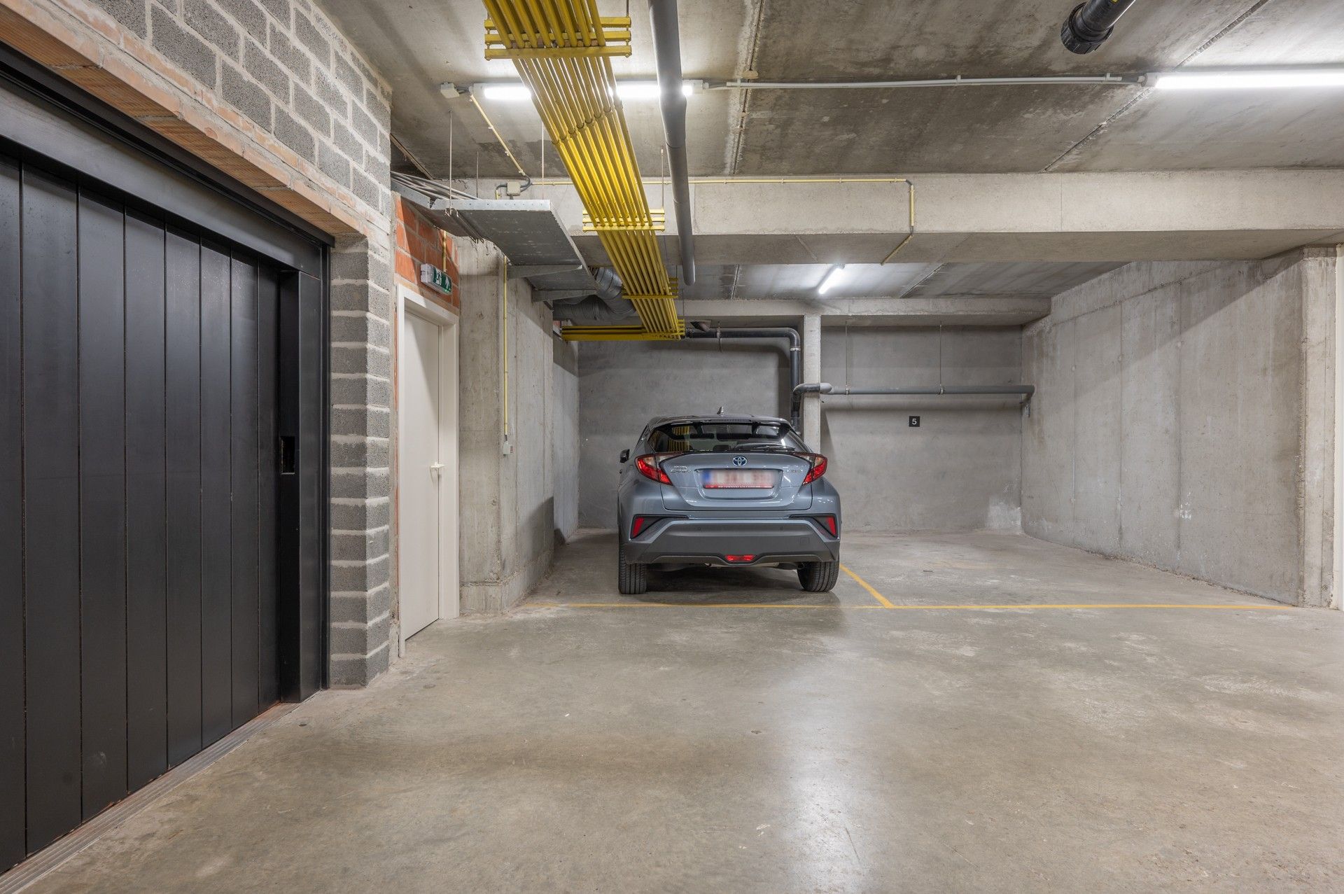 Ongemeubeld: Zeezicht - 2 slpk - parking op gelijkvloers! foto 18