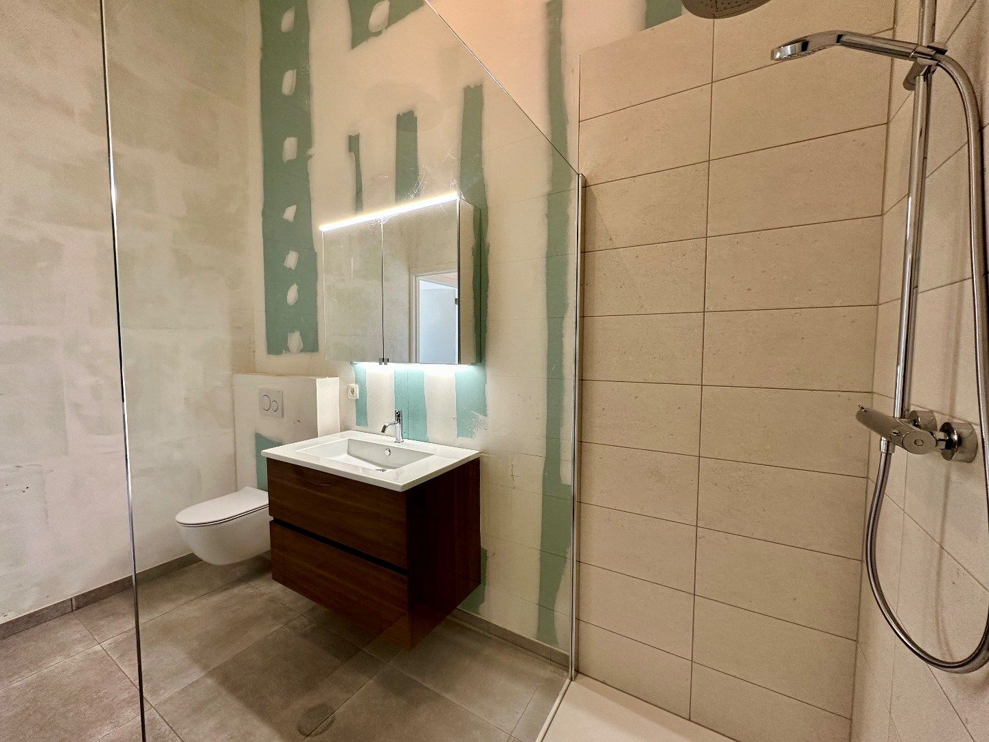 Modern en energiezuinig appartement te huur op de unieke AmbiorixSite in Tongeren foto 12