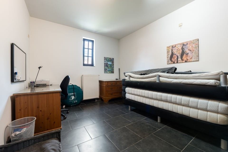 INSTAPKLAAR APPARTEMENT MET 2 SLKS, 2 AUTOSTAANPLAATSEN EN GEMEENSCHAPPELJKE TUIN OP TOPLOCATIE foto 24