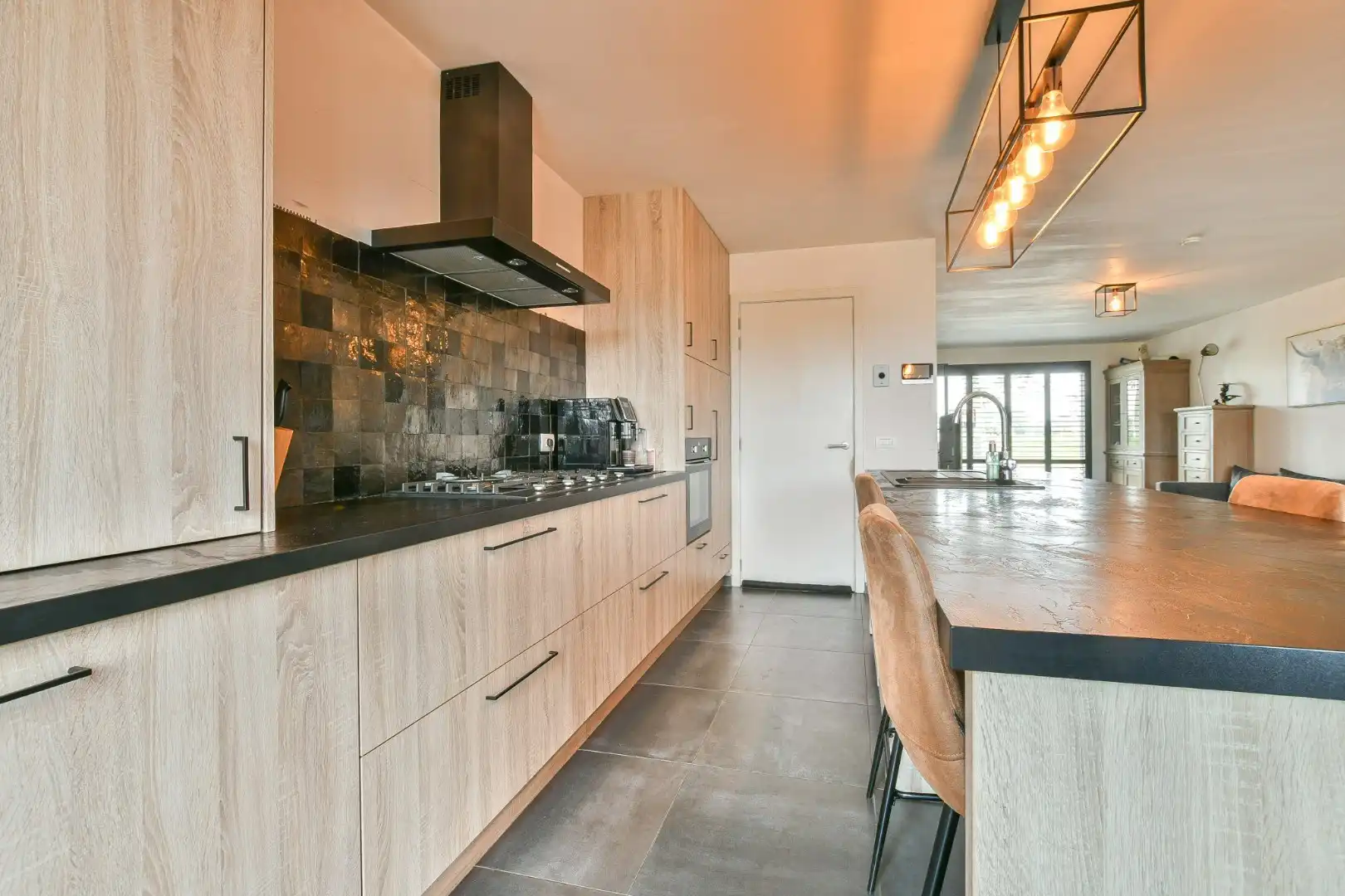 Moderne en energiezuinige halfopen bebouwing (2020) met 4 slaapkamers in Vosseslag, De Haan foto 5