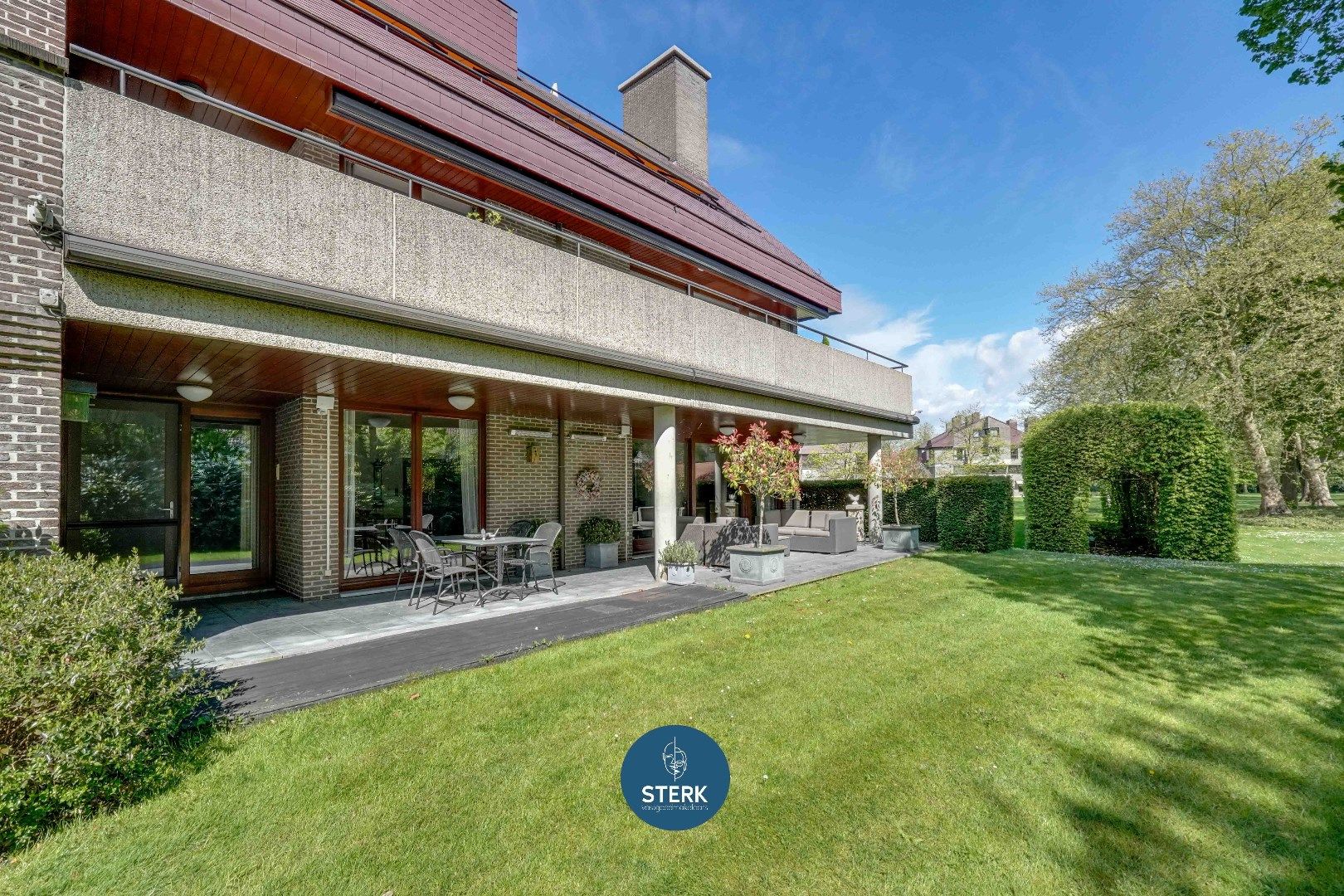 ROYAAL APPARTEMENT MET RUIM TERRAS GELEGEN IN HET UNIEKE PARKDOMEIN PETERSHEIM !  foto 34