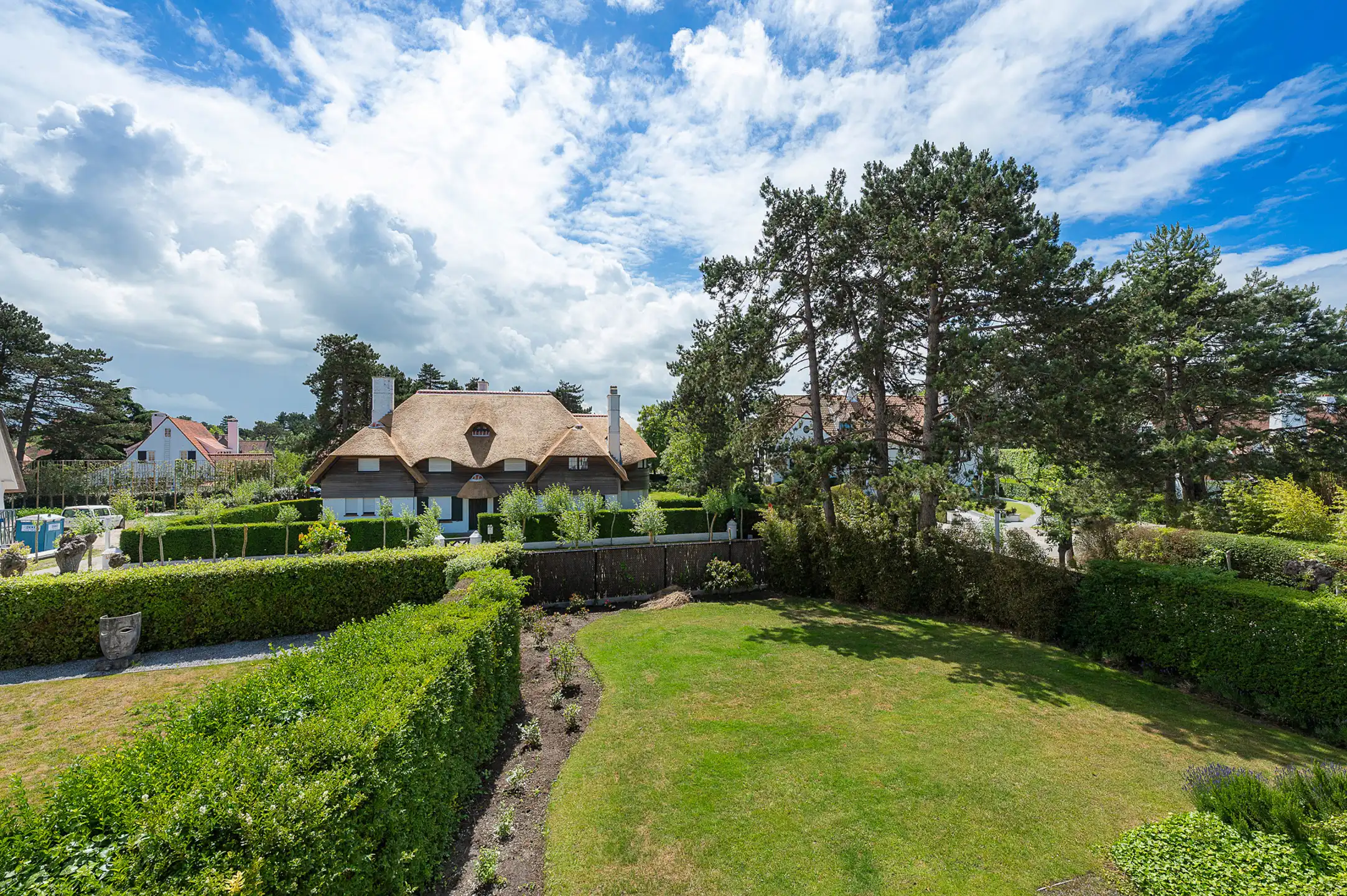Charmante villa in Zoutestijl op toplocatie in het Zoute foto 22