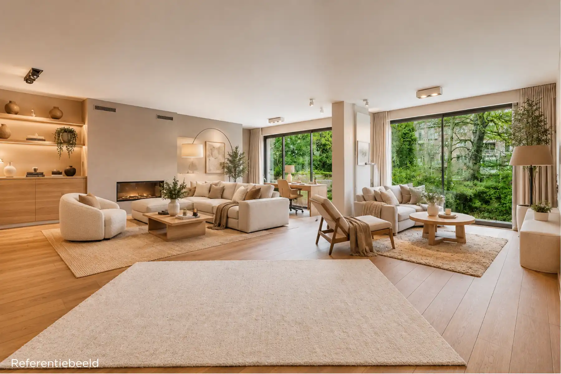 Villa-appartement met privatieve stadstuin en welness.  foto {{pictureIndex}}