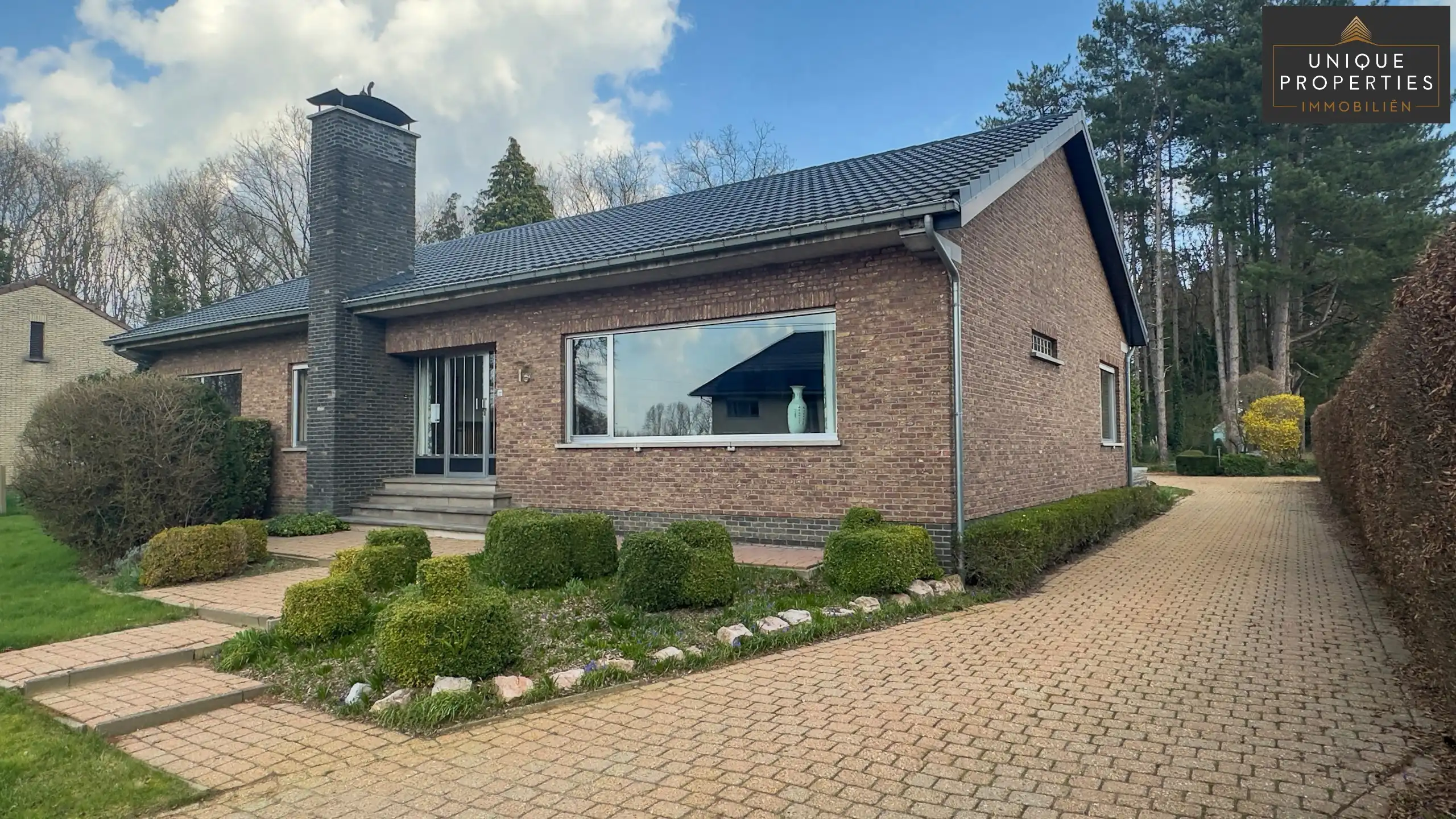 Hoofdfoto van de publicatie: Huis te koop