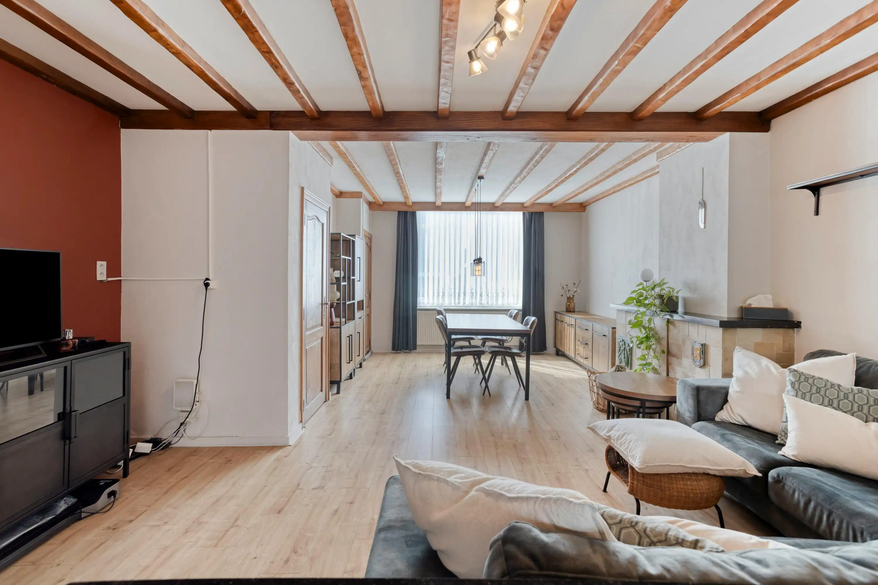 Huis met tuin en garage op perceel van 308m² te Borsbeek foto 6