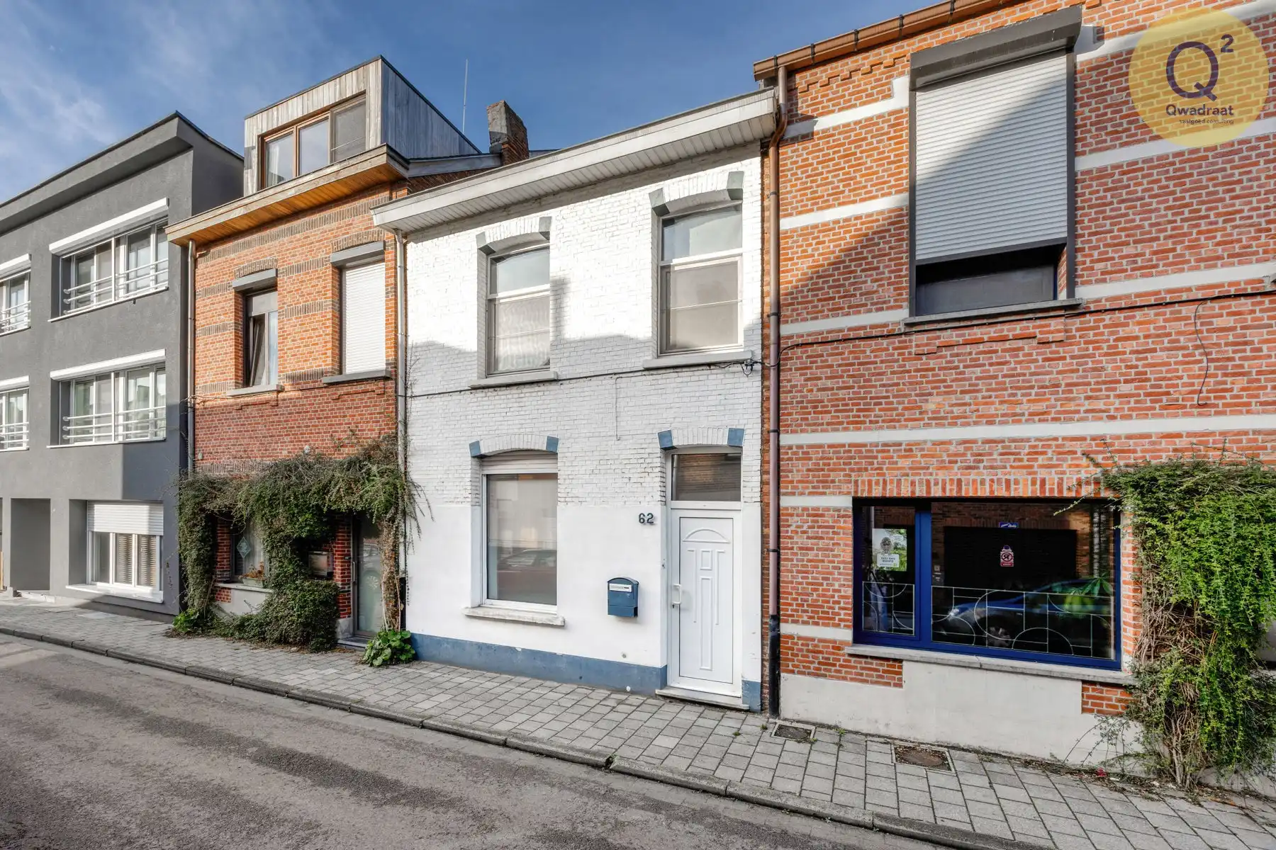 Gerenoveerde instapklare woning met grote tuin foto {{pictureIndex}}