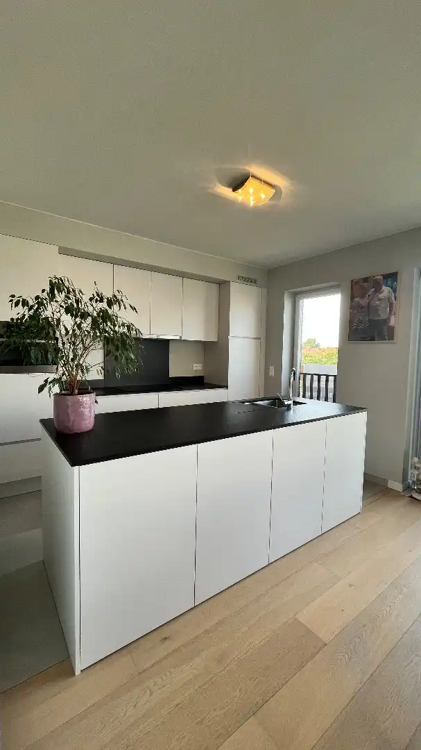 Luxe appartement van 108 m² met groot terras foto 2