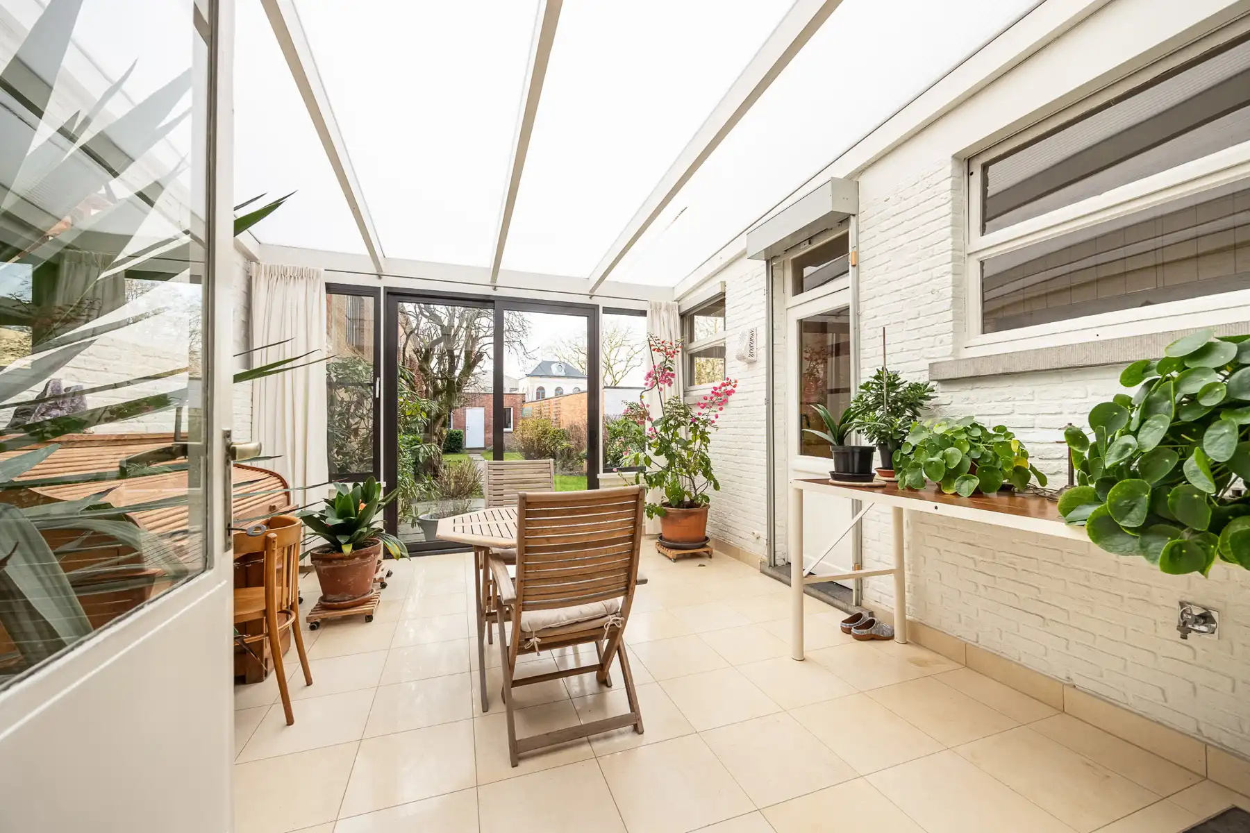 Karaktervolle woning (gevelbreedte 8m!) met tuin in het centrum van Turnhout foto 9