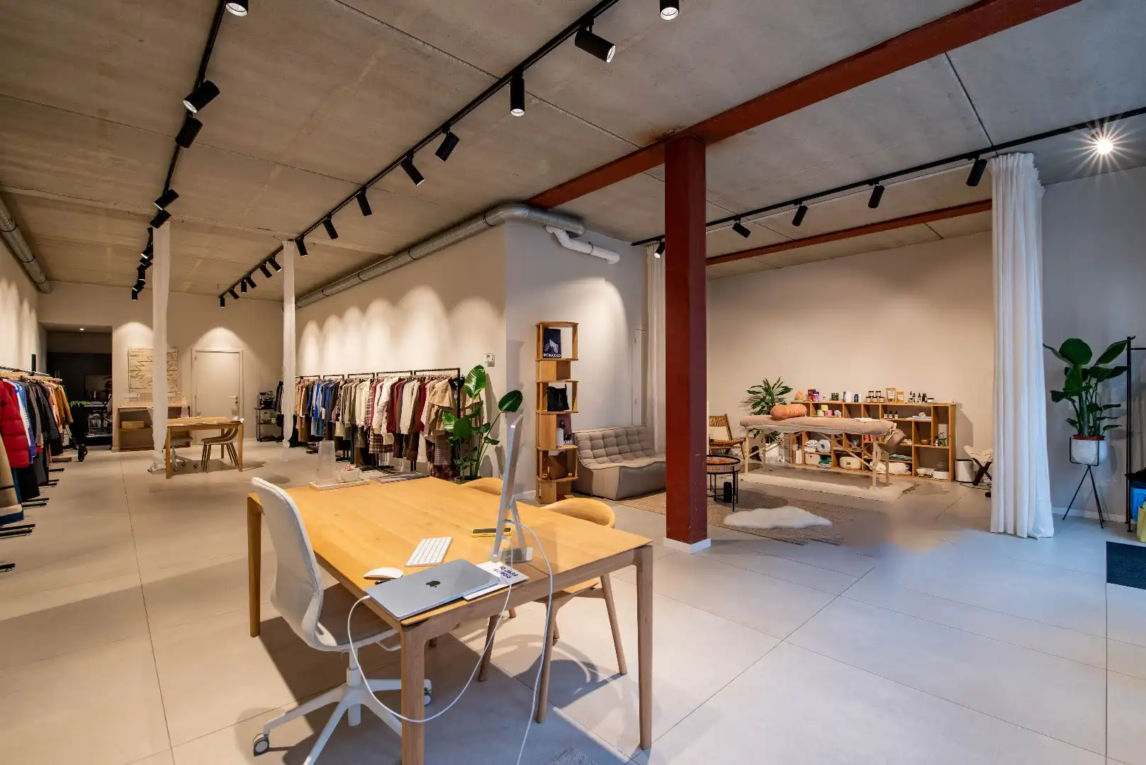 Broederminstraat 38/A - Veelzijdige en instapklare commerciële ruimte  foto 2