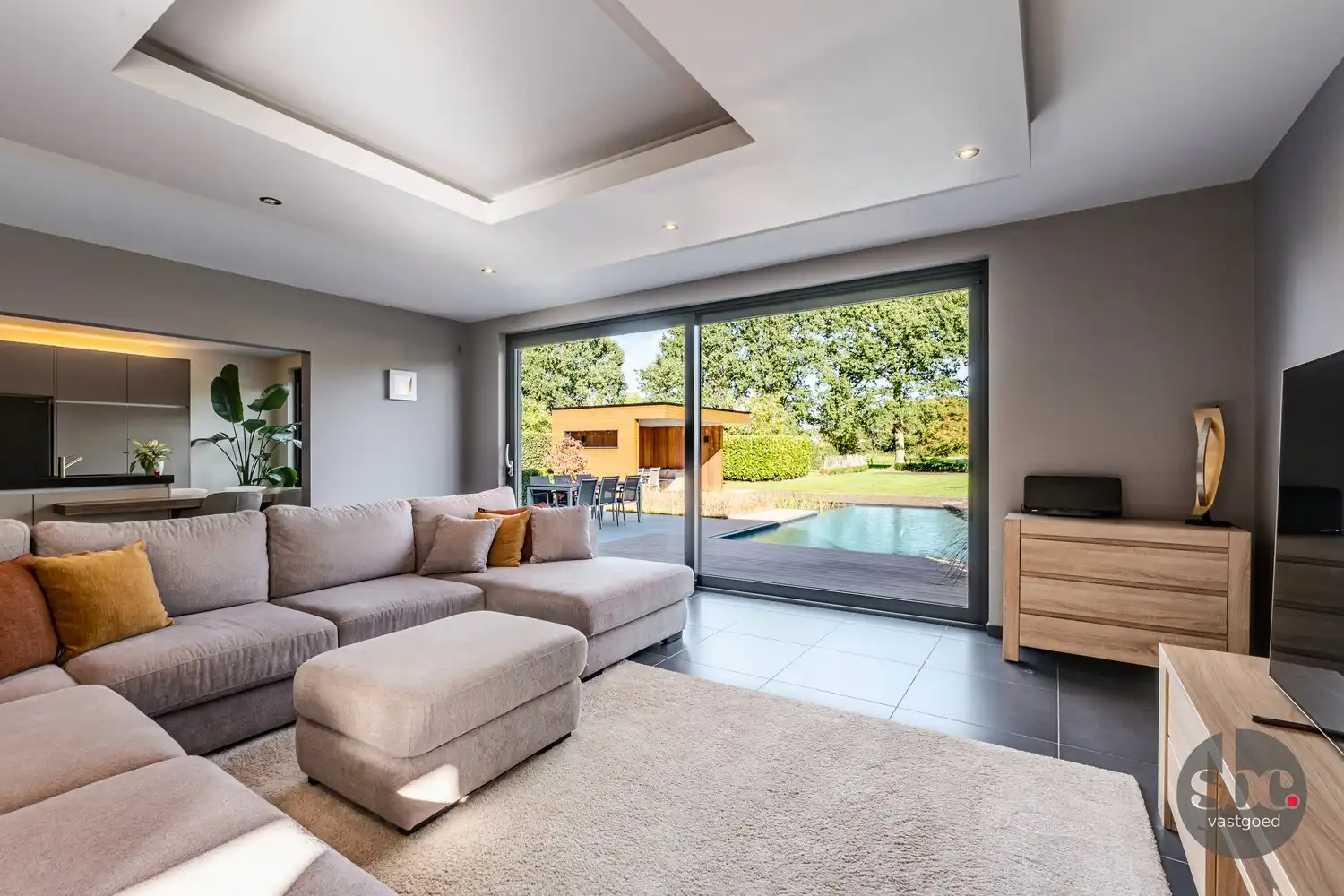 Moderne villa op riant perceel met verwarmd zwembad te Zonhoven foto 5