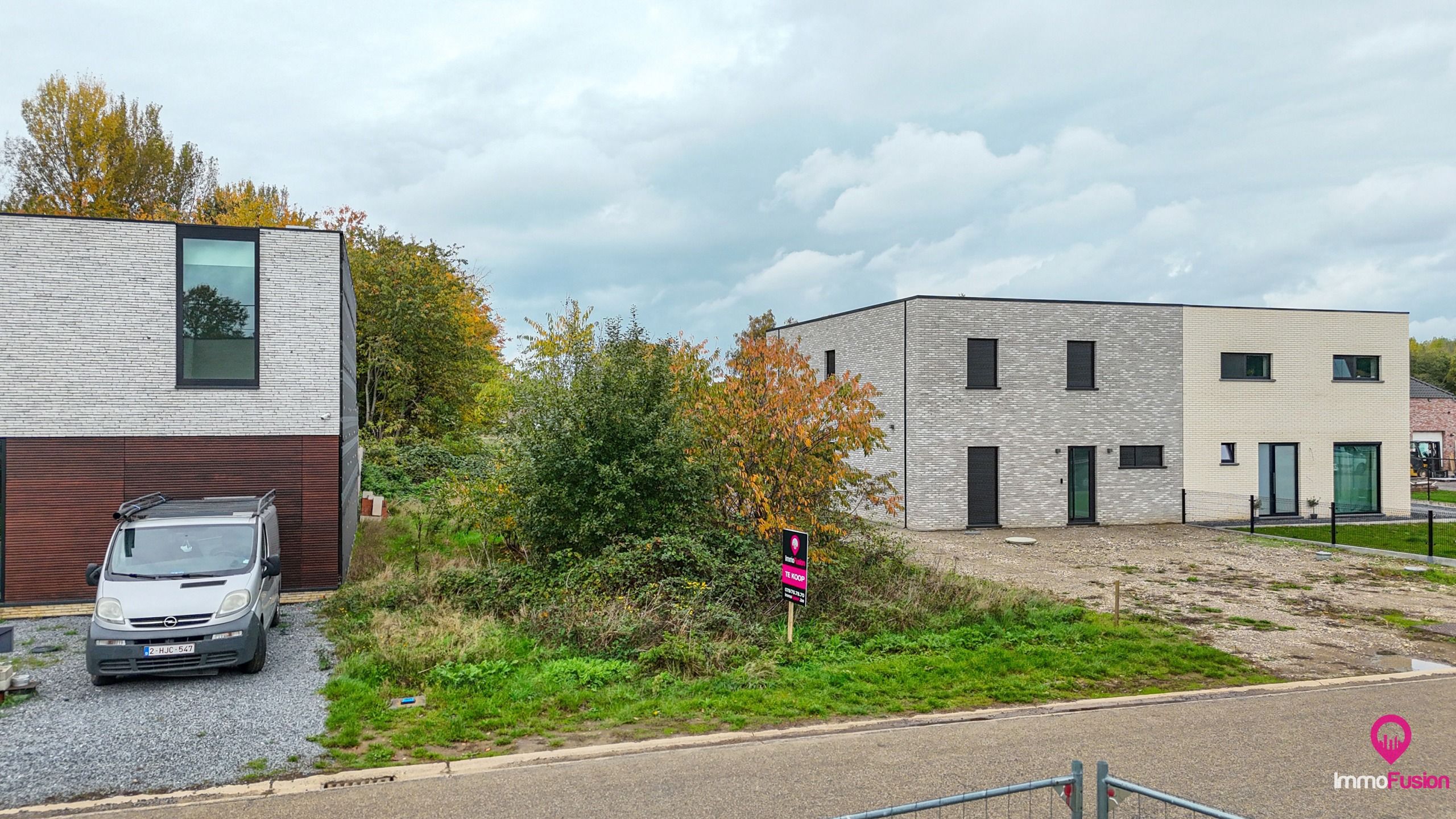 Bouwgrond 30.2 voor HOB in bosrijke omgeving! foto 3