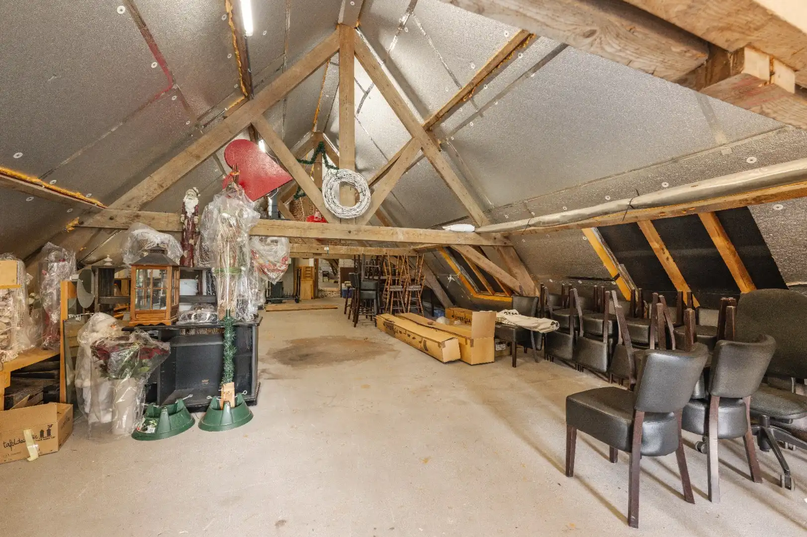 Charmant horecapand "De Couter" met feestzaal foto 27