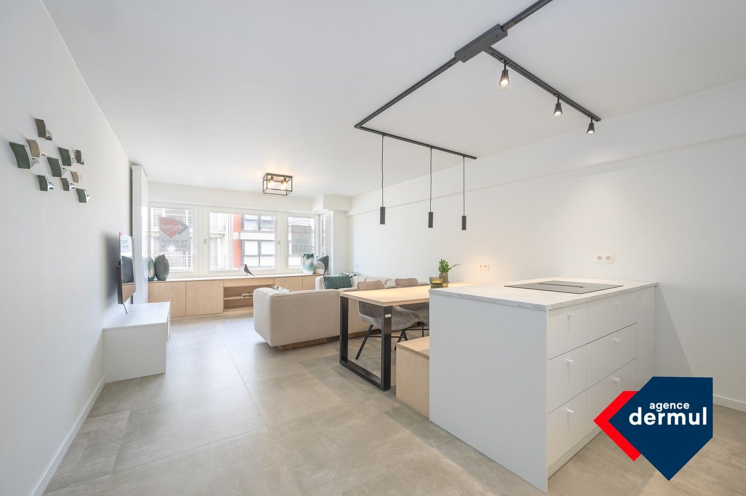 RESIDENTIE MARANA foto {{pictureIndex}}
