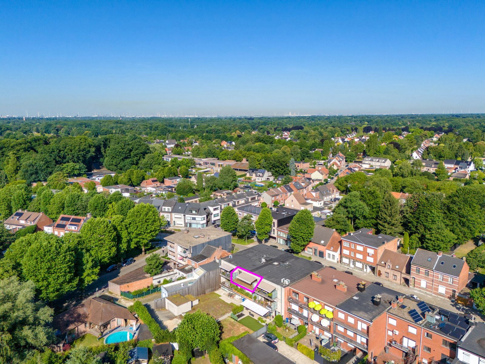 Instapklaar 1-slaapkamerappartement met zonnig terras en staanplaats – hartje Brasschaat! foto 16