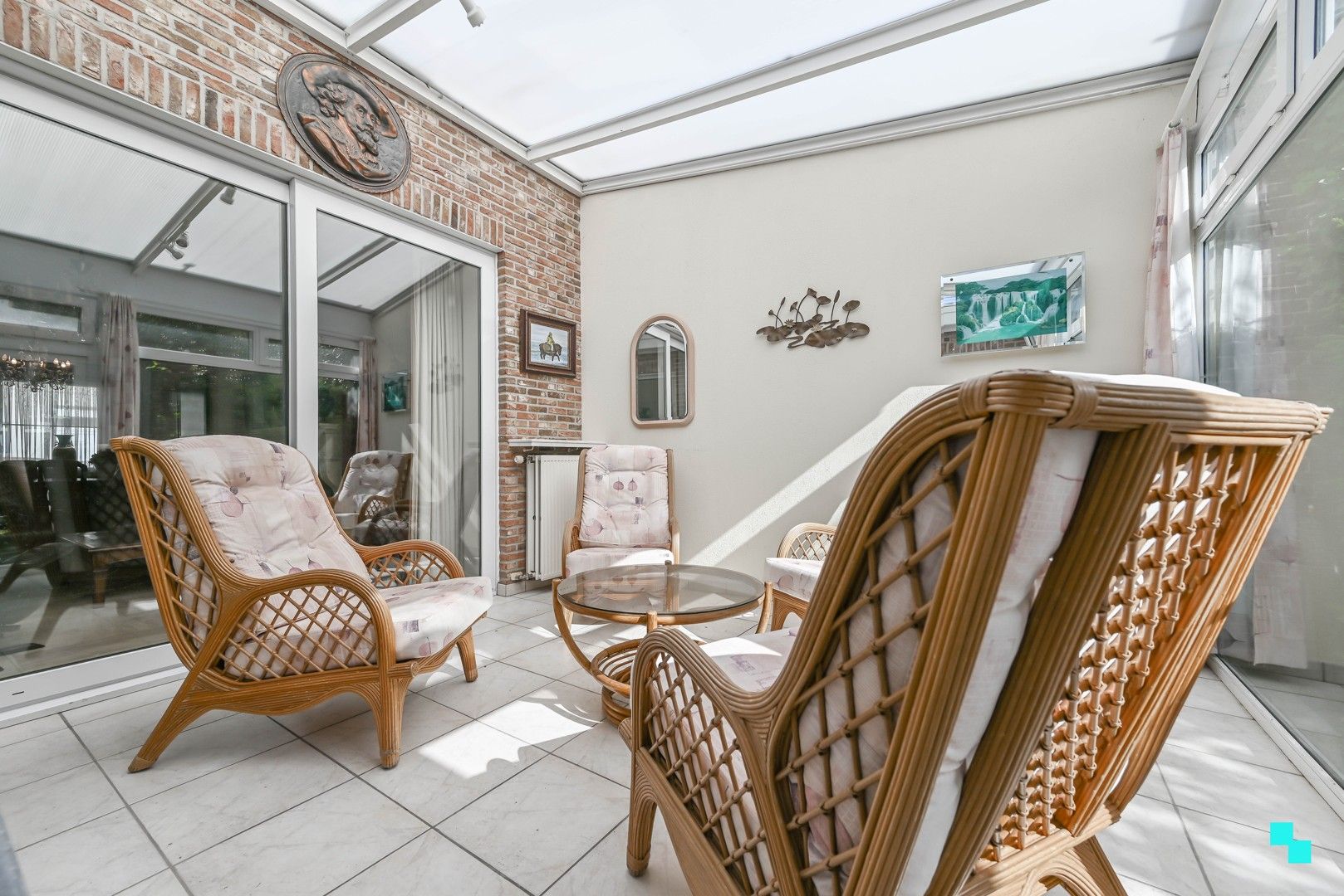 Halfopen bebouwing in hartje Ingelmunster foto 12