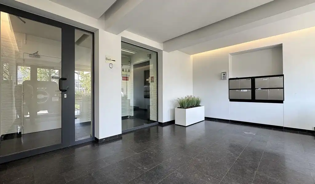 Gerenoveerde kantoren te huur op toplocatie nabij Singel te Antwerpen foto 2