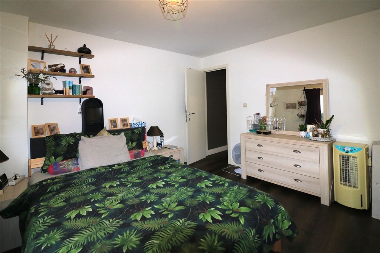 Uniek gerenoveerd appartement in de stad foto 16